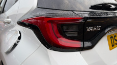 Toyota Yaris 1.5 Hybrid Design 5dr CVT Hybrid Hatchback